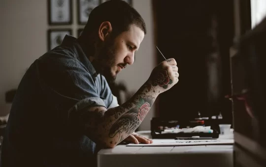 Work as a Tattoo Artist in Canada : Easy guide